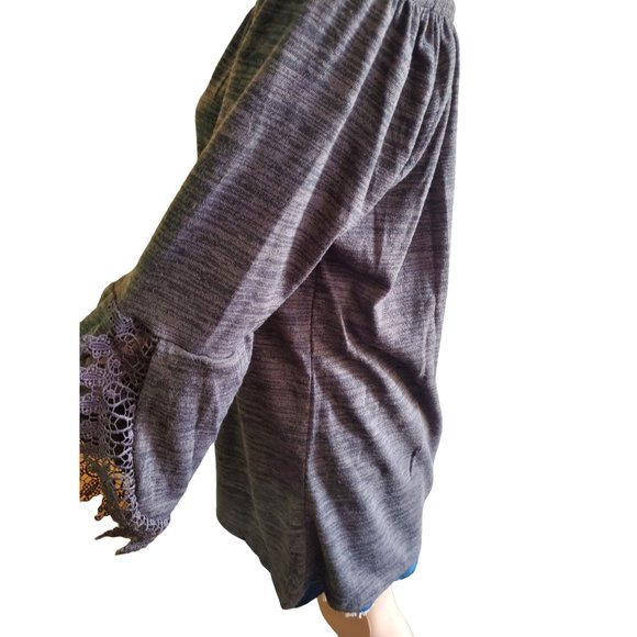 Win Win Boho Black/Gray Tunic Sweater with Crochet Lace Bell Sleeves Size L - Picture 3 of 12